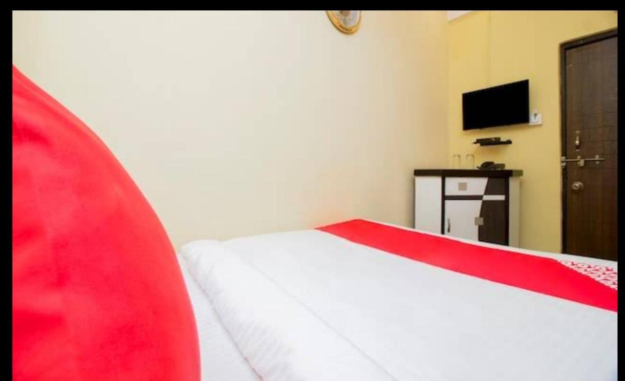 Hotel Swaraj Logde ปันเวล ภายนอก รูปภาพ