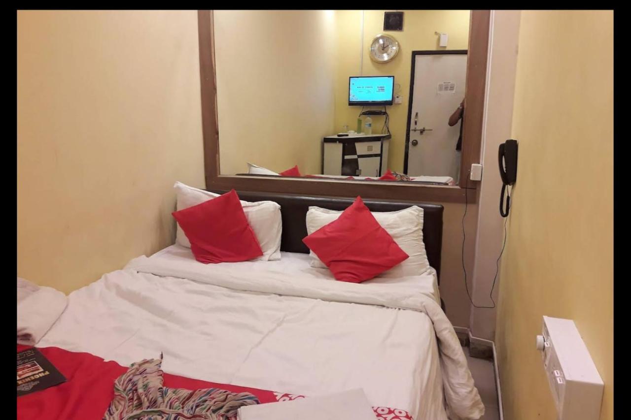 Hotel Swaraj Logde ปันเวล ภายนอก รูปภาพ